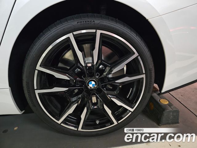 BMW 8-Series M850i xDrive Gran Coupe — пробег 9 375 км — фото 5 из 5