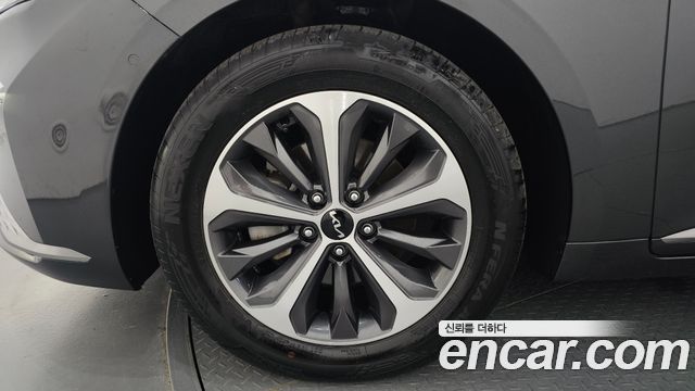 Kia K8 из Кореи Encar