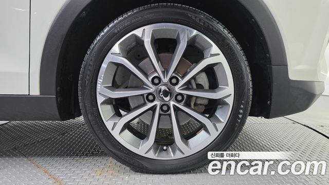 Ssangyong TIBOLI Gear Edition 2WD — пробег 99 924 км