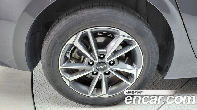 Kia K3 из Кореи Encar