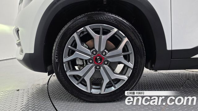Kia Seltos из Кореи Encar