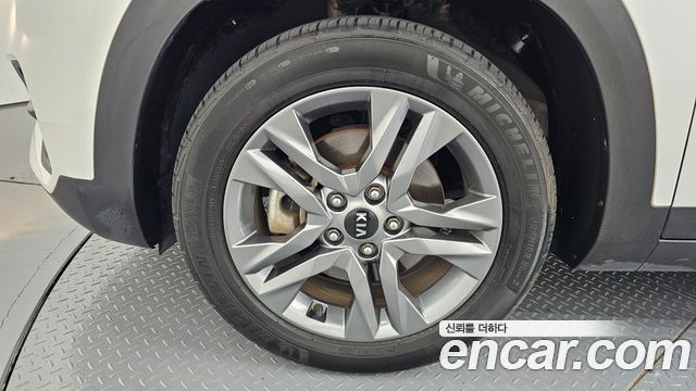 Kia Seltos из Кореи Encar