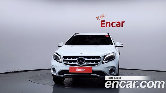 Mercedes-Benz GLA-Class GLA220 — пробег 96 685 км