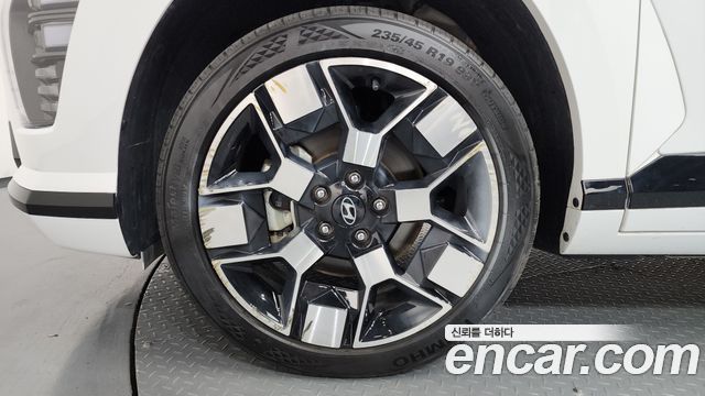 Hyundai Kona Long Range Inspiration — пробег 49 098 км — фото 5 из 5