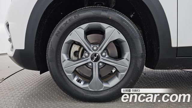 Kia Seltos из Кореи Encar