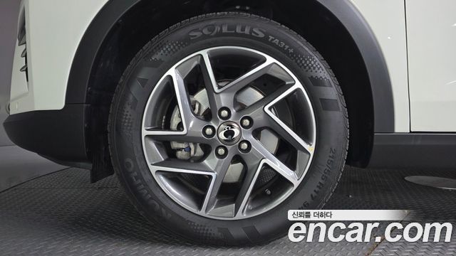 Ssangyong TIBOLI 1.6 2WD V3 — пробег 10 190 км