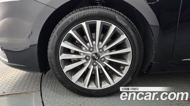 Kia K7 из Кореи Encar