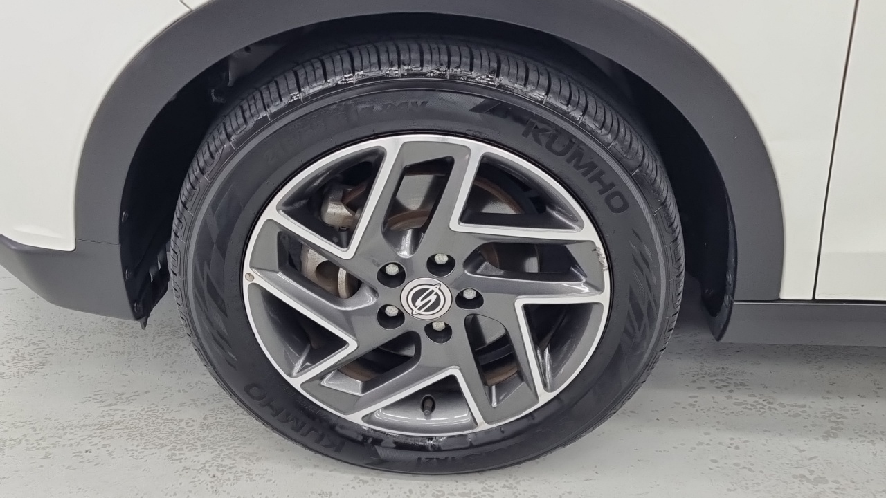 Ssangyong TIBOLI из Кореи Encar
