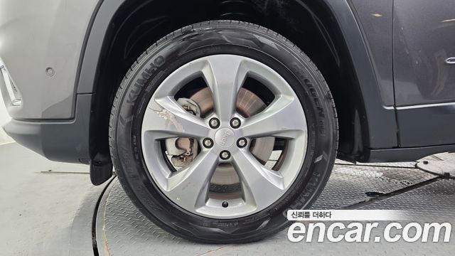Jeep Cherokee 2.4 Limited AWD — пробег 121 229 км