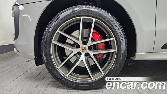 Porsche Macan 2.9 S — пробег 49 901 км — фото 5 из 5