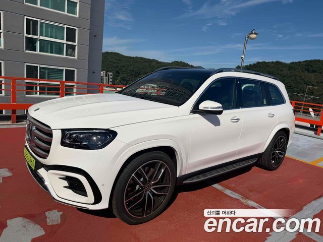 Mercedes-Benz GLS-Class GLS580 4MATIC — пробег 593 км — фото 1 из 4
