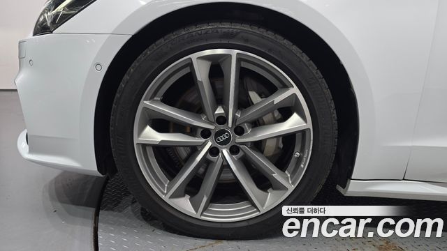 Audi A7 из Кореи Encar