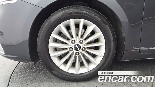 Kia K7 из Кореи Encar
