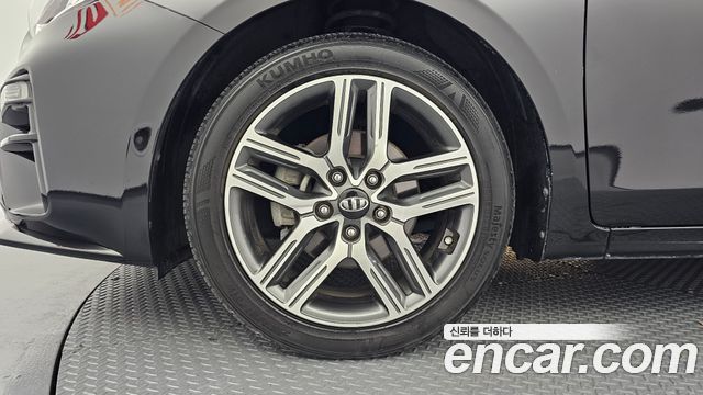 Kia K3 из Кореи Encar