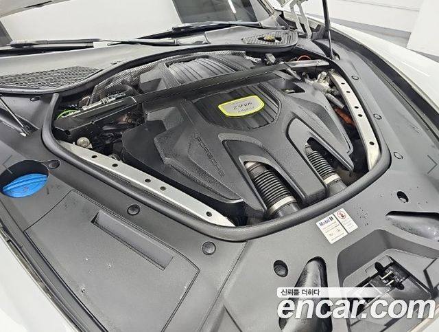 Porsche Panamera 2.9 AWD E-Hybrid — пробег 91 049 км — фото 5 из 5