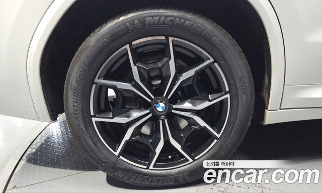 BMW X3 xDrive 20i M Sport — пробег 51 550 км — фото 5 из 5