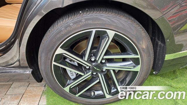 Genesis G80 Gasoline 2.5 Turbo AWD — пробег 3 400 км — фото 5 из 5