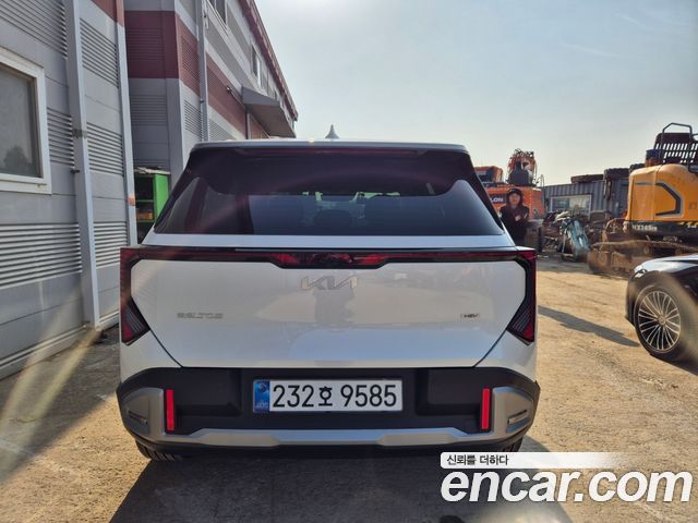 Kia Seltos HEV 1.6 2WD Signature — пробег 2 045 км — фото 5 из 5