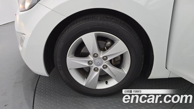 Hyundai AVANTE из Кореи Encar