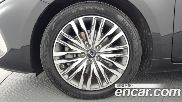 Kia K7 из Кореи Encar