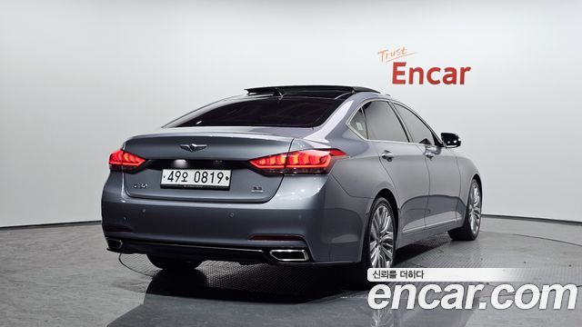 Hyundai Genesis из Кореи Encar