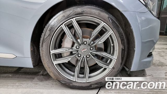 Hyundai Genesis G330 Premium AWD — пробег 137 938 км