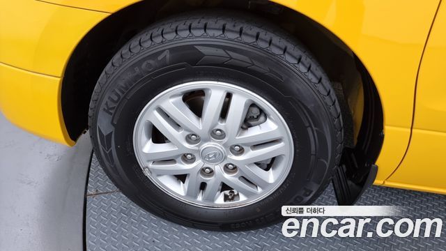 Hyundai Starex School Bus LPi — пробег 61 050 км