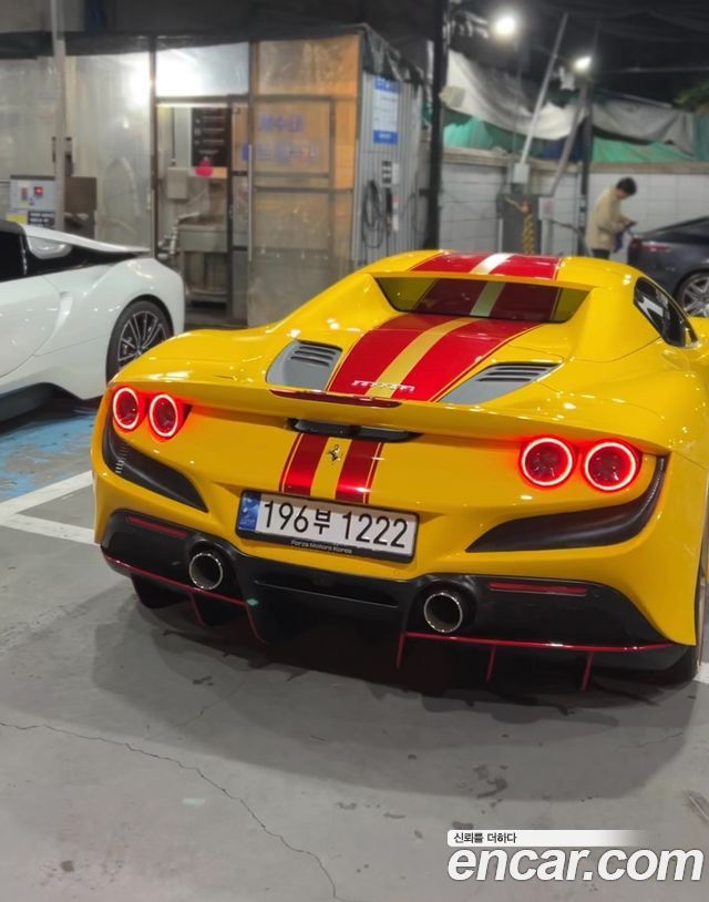 Ferrari F8 из Кореи Encar