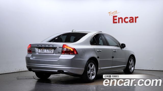 Volvo S80 D5 2nd — пробег 154 195 км