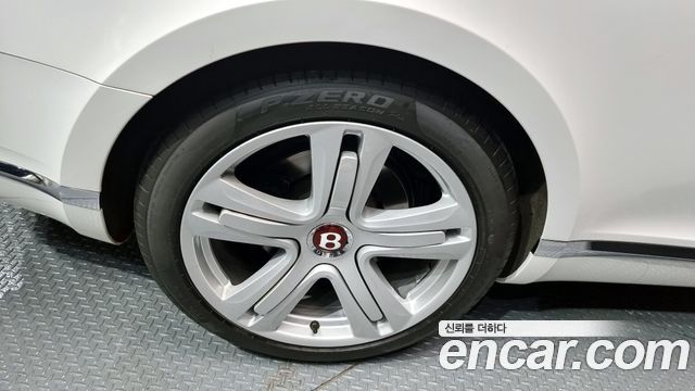Bentley Continental 4.0 GT — пробег 49 623 км