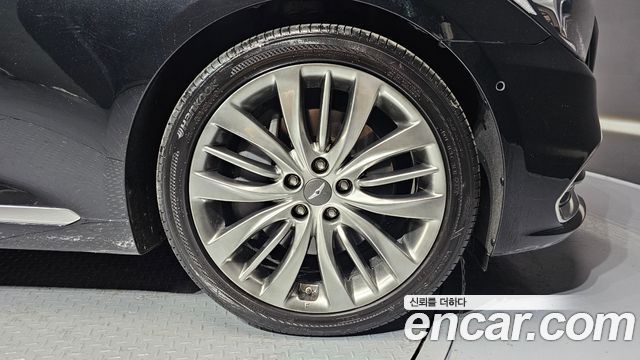 Genesis G80 3.8 GDI AWD Finest — пробег 134 087 км