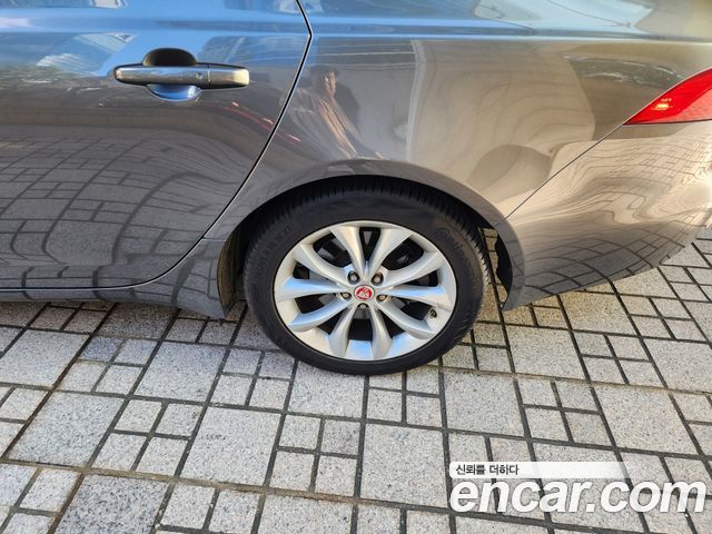 Jaguar XF из Кореи Encar