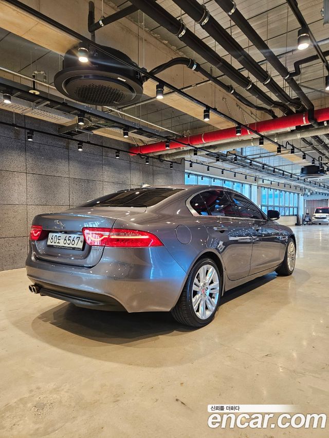 Jaguar XE из Кореи Encar