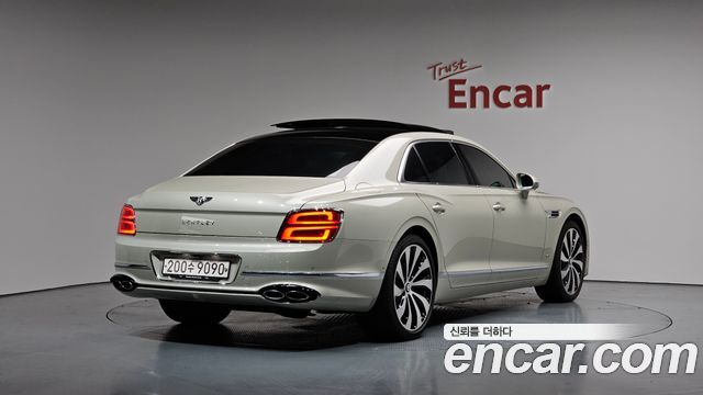 Bentley Flying Spur из Кореи Encar