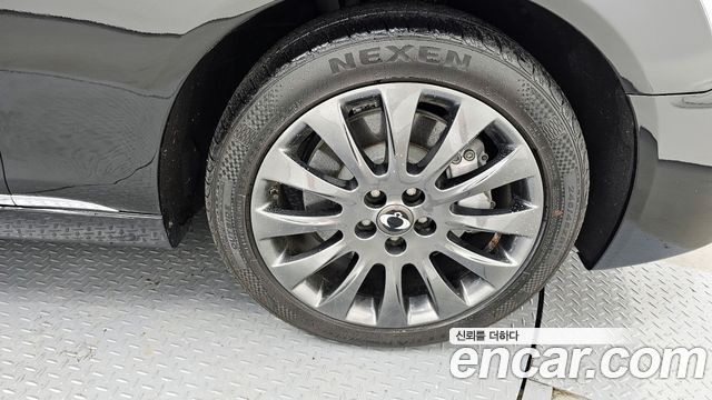 Ssangyong Chairman CW600 4TRONIC Prestige — пробег 107 854 км