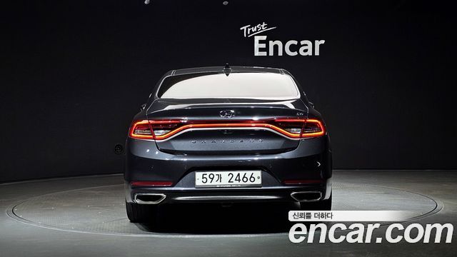 Hyundai Grandeur 3.0 Exclusive Special — пробег 179 746 км