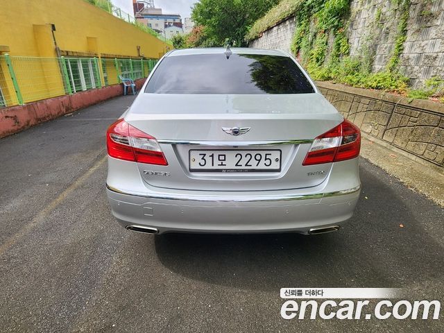 Hyundai Genesis BH330 Modern Standard — пробег 174 213 км