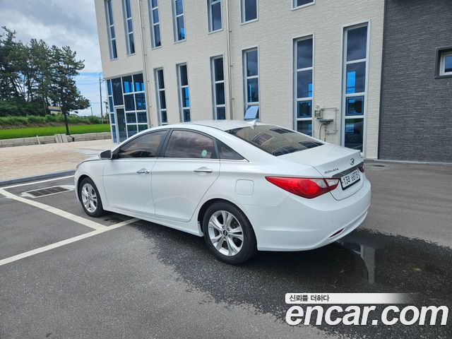 Hyundai Sonata Premier — пробег 99 000 км