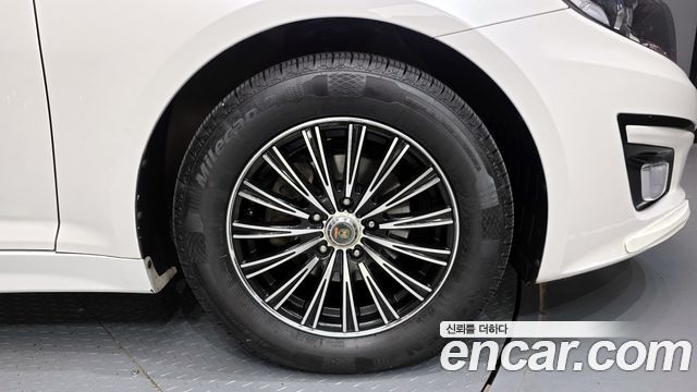 Kia K5 Luxury Standard — пробег 172 816 км