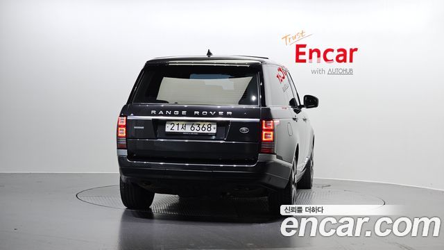 Land Rover Range Rover 4.4 SDV8 AB LWB DIESEL — пробег 186 502 км — фото 4 из 5