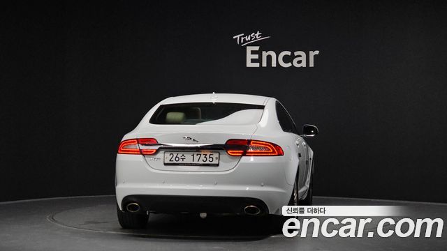 Jaguar XF из Кореи Encar