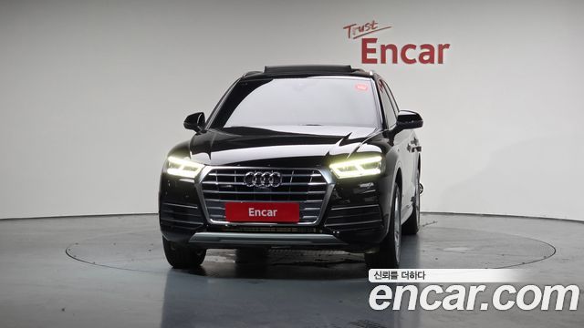 Audi Q5 45 TFSI Quattro Premium — пробег 70 557 км