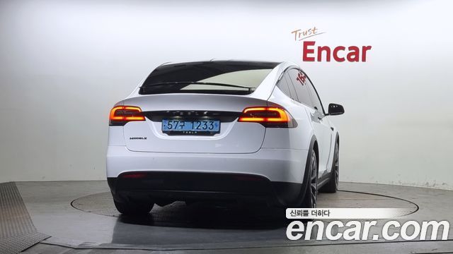 Tesla Model X 75D — пробег 122 889 км