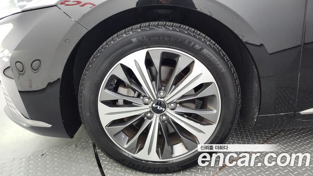 Kia K8 2.5 Gasoline 2WD Signature — пробег 61 278 км