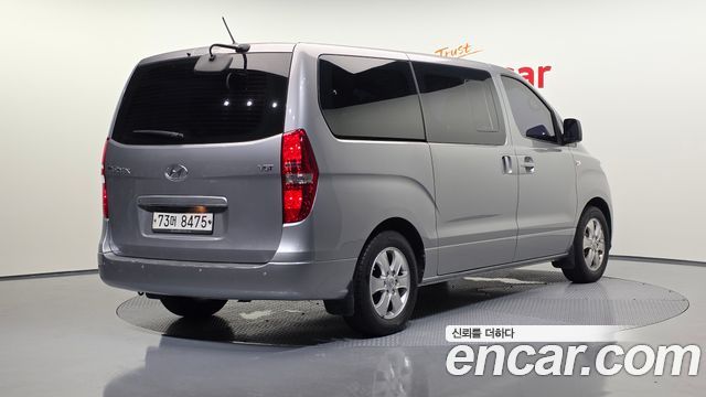 Hyundai Starex Wagon 11-Seater Smart — пробег 124 940 км