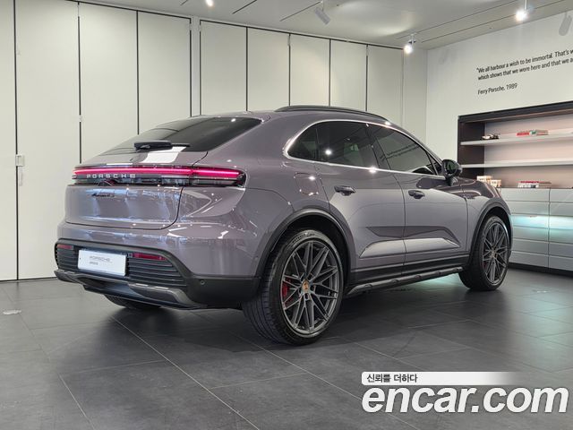 Porsche Macan из Кореи Encar