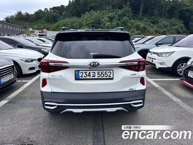 Kia Seltos из Кореи Encar