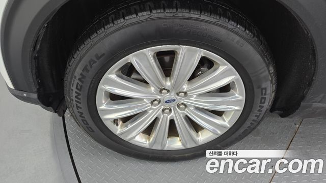 Ford Explorer 2.3 LimIted 4WD — пробег 103 554 км