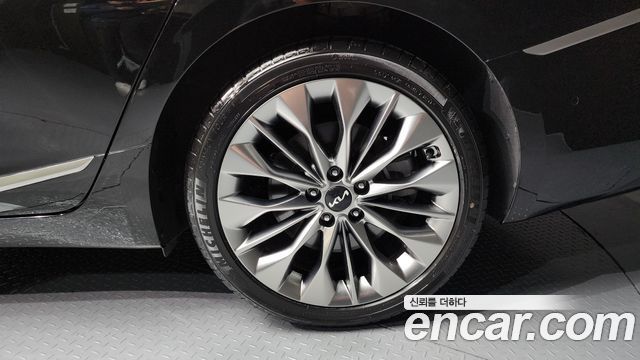 Kia K8 из Кореи Encar