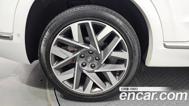 Hyundai Santafe Gasoline 2.5T 4WD Calligraphy — пробег 39 075 км